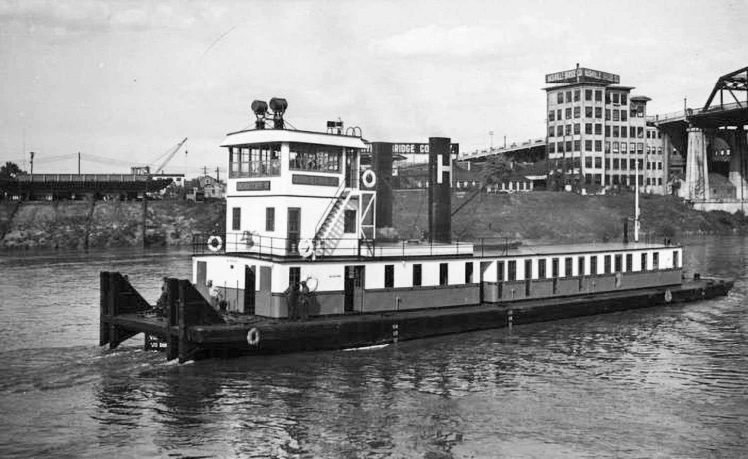 The official shipyard portrait of the Dorothy H used in Nashville Bridge Company ads in the WJ. (David Smith collection)