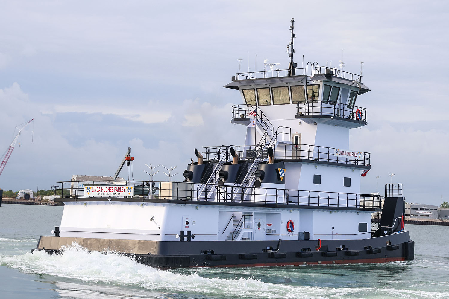 Formerly the Julian Cenac, the 3,000 hp., triple-screw Linda Hughes Farley was built by Main Iron Works in 2020. (Photos courtesy of Campbell Transportation Company)