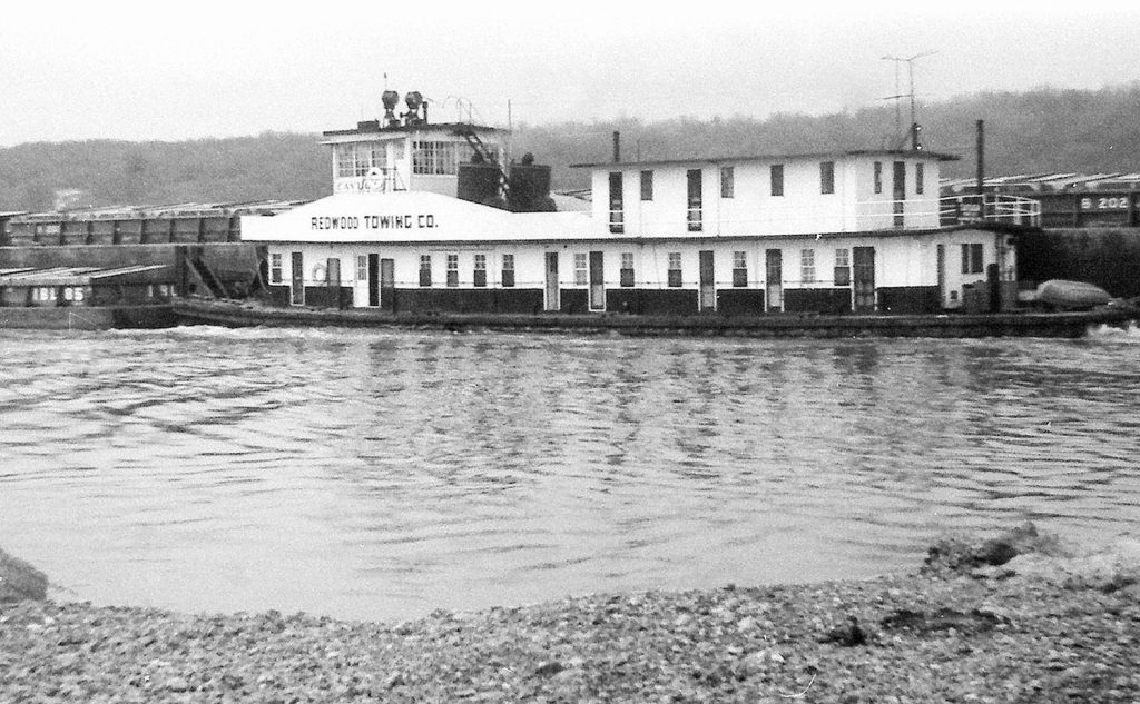 As the Cayuga upbound at Starved Rock Lock in the 1960s. (Boat Photo Museum Photo courtesy Capt. Mike Herschler)