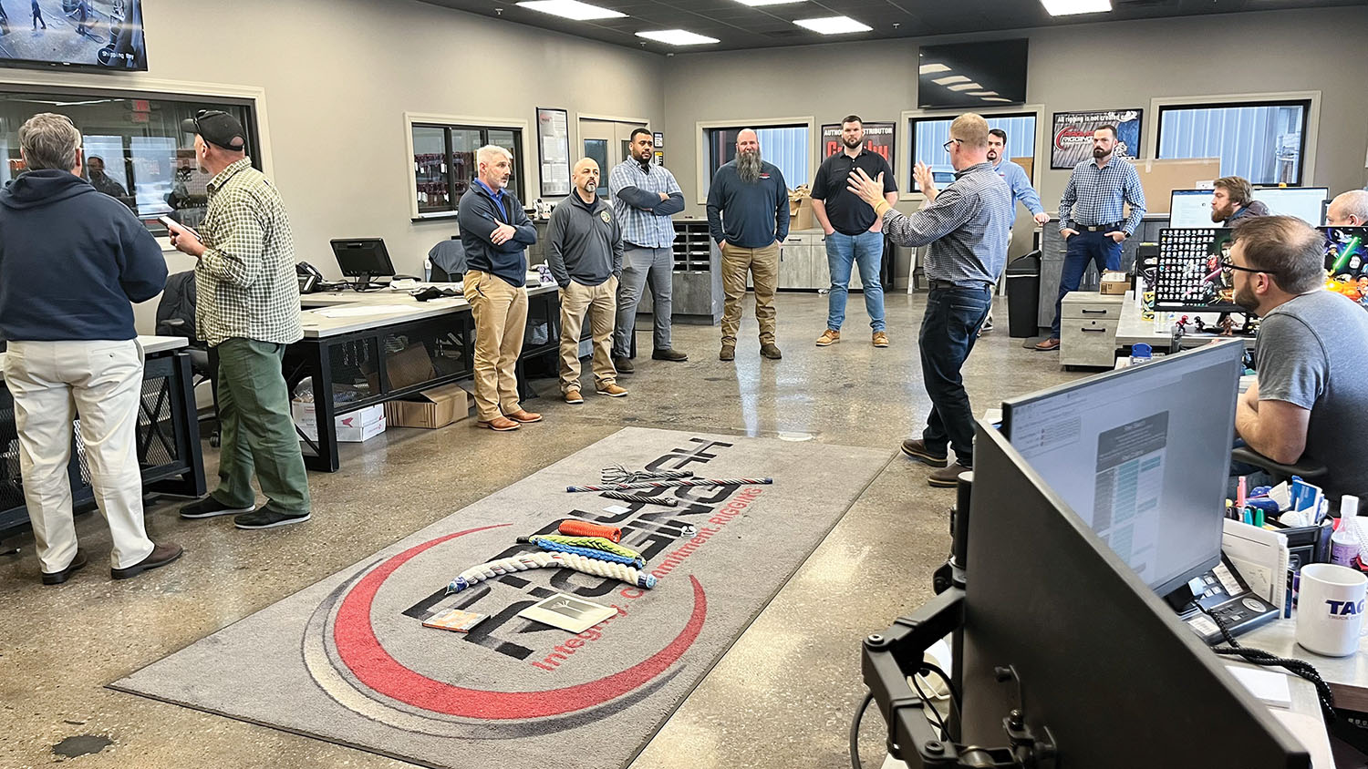 Jay Somero of Paducah Rigging talks to members of the Marine Compliance Alliance (MCA) about the importance of rigging training along with the vetting of rigging providers at February’s MCA meeting. (Photo by Patrice Hoffman)