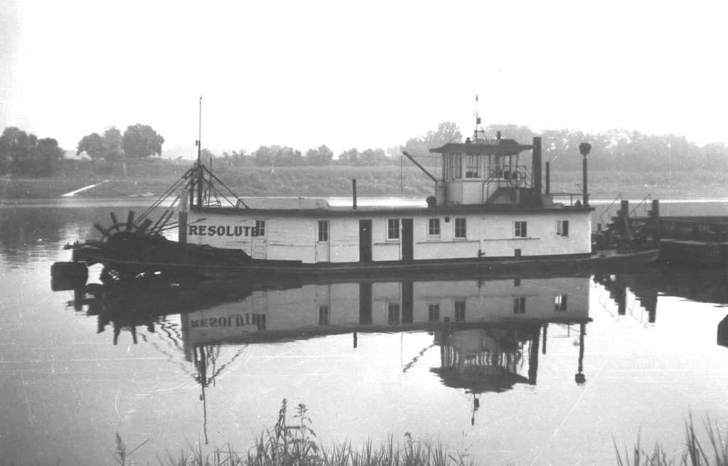 The Resolute at Catlettsburg, Ky. (Dan Owen photo courtesy of Capt. Steve Huffman)