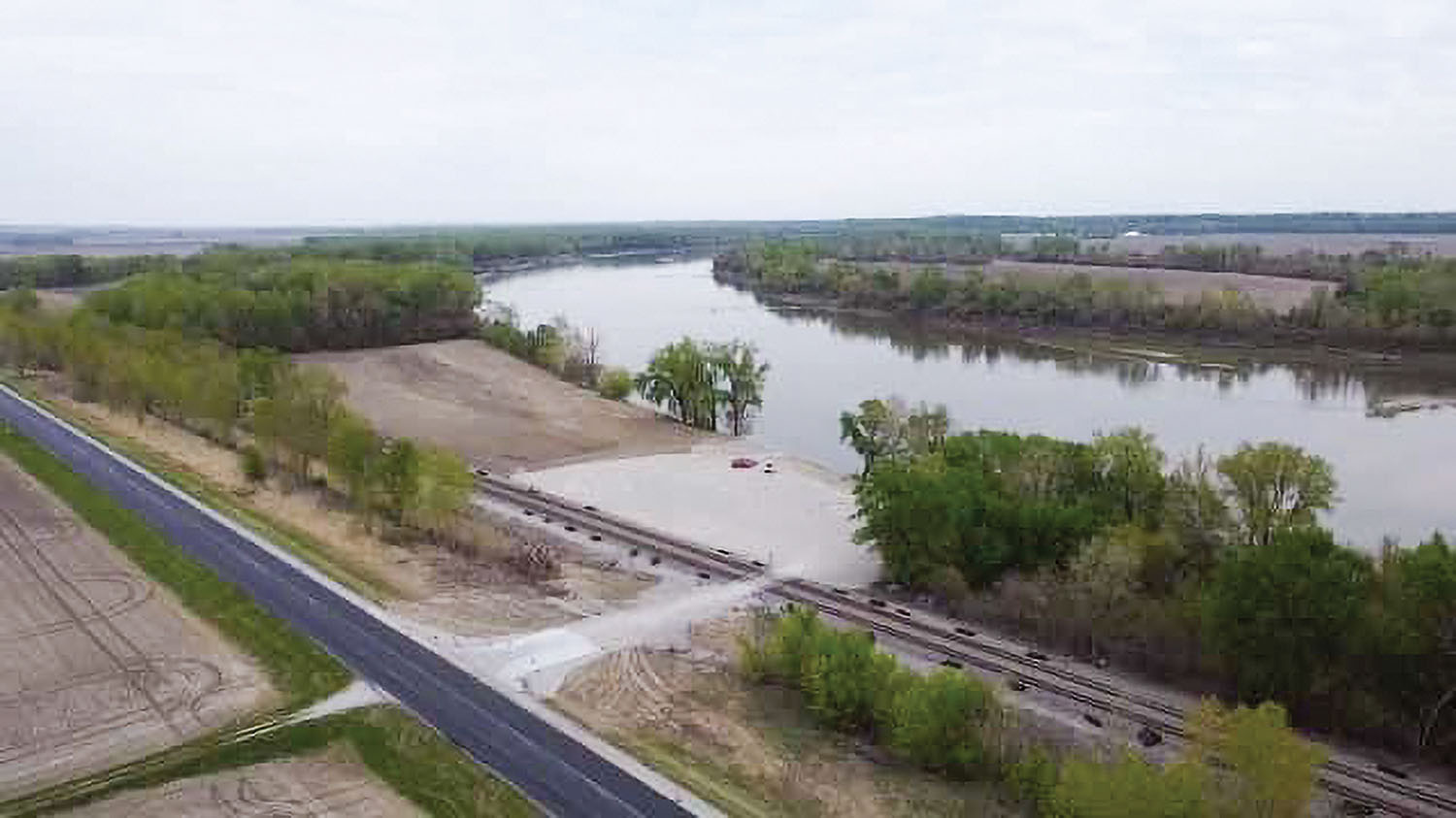 Site of Ray County Stone’s new docking area on the Missouri River at Mile 342. (Photo courtesy of Ray County Stone)