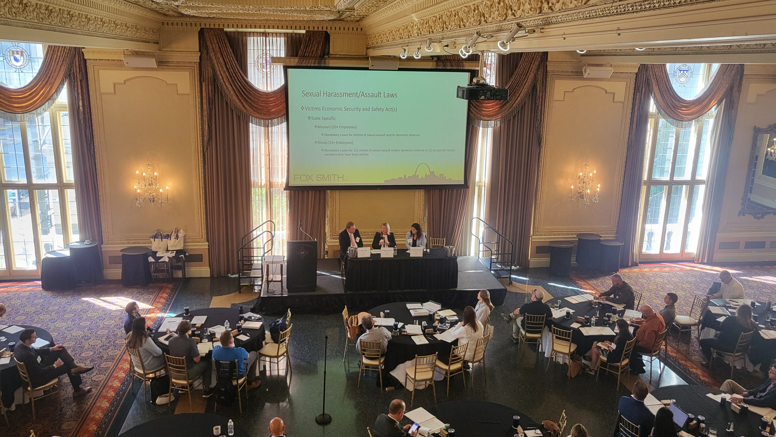 A group of panelists discusses a topic at the 2024 St. Louis Inland River Seminar. (Photo by Zac Metcalf)