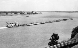 The Frances Anne upbound at Memphis, Tenn., while owned by Upper Mississippi Towing Corporation. (From the Dan Owen Boat Photo Museum collection)