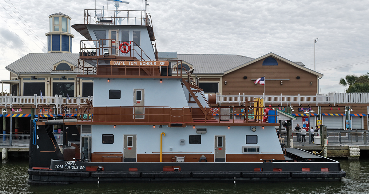 Echo Towing Christens The Mv. Capt. Tom Echols Sr.
