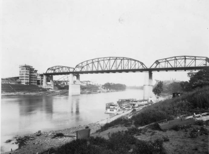 Image of Bridge in Nashville - tie to new logo