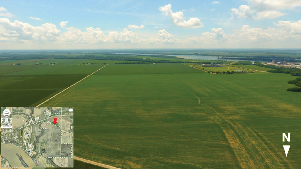260824_Ports of Indiana Rendering An aerial view shows the 544-acre Mount Vernon megamodal site within Ports of Indiana-Mount Vernon in Posey County, Ind. The site, which offers barge, rail and highway access and is located within a foreign trade zone, recently earned a Silver designation through REDI Sites, the Site Selectors Guild’s national site-readiness program. The property is zoned for industrial use and can accommodate manufacturing, energy, logistics and advanced supply chain development. (Photo courtesy of Ports of Indiana)